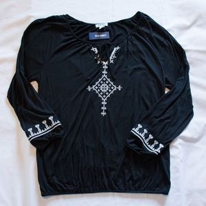 OLD NAVY  Medium Black w/White Embroidered Gypsy/Bohemian/Peasant Blouse - NEW